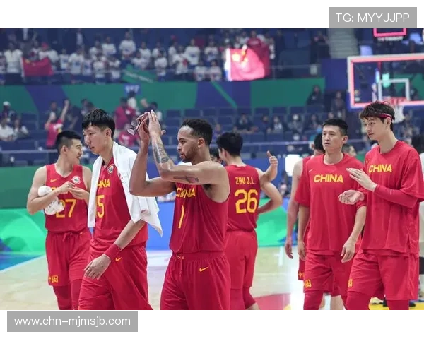 中国男篮世界杯：球员表现亮点与关键比赛回顾分析